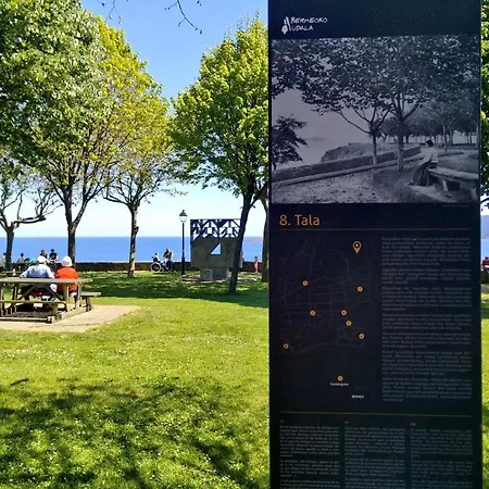 Tonpoigane Apartment *