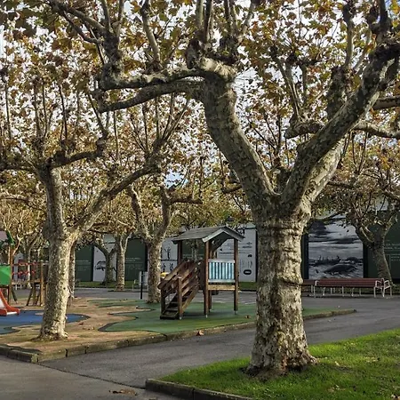 Tonpoigane Apartment